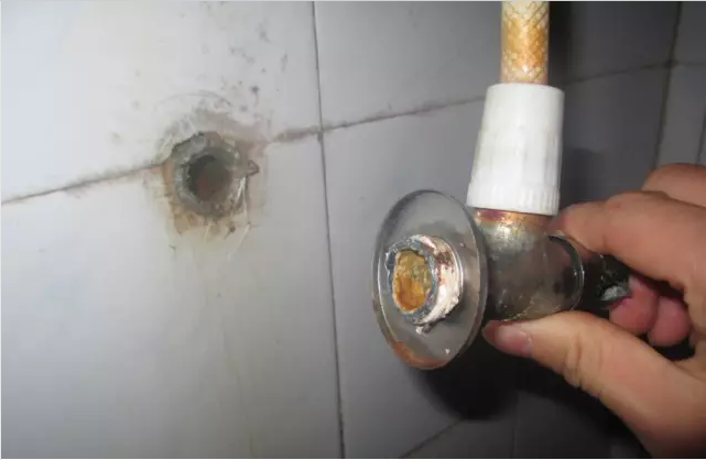 空氣能地暖采暖腐蝕問題如何解決，咨詢華源科技0311-83018797